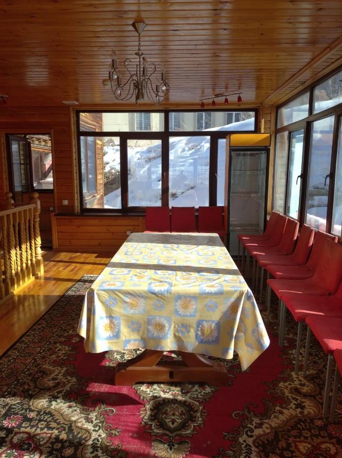 Hostel Shymbulak Alma-Ata Exteriör bild