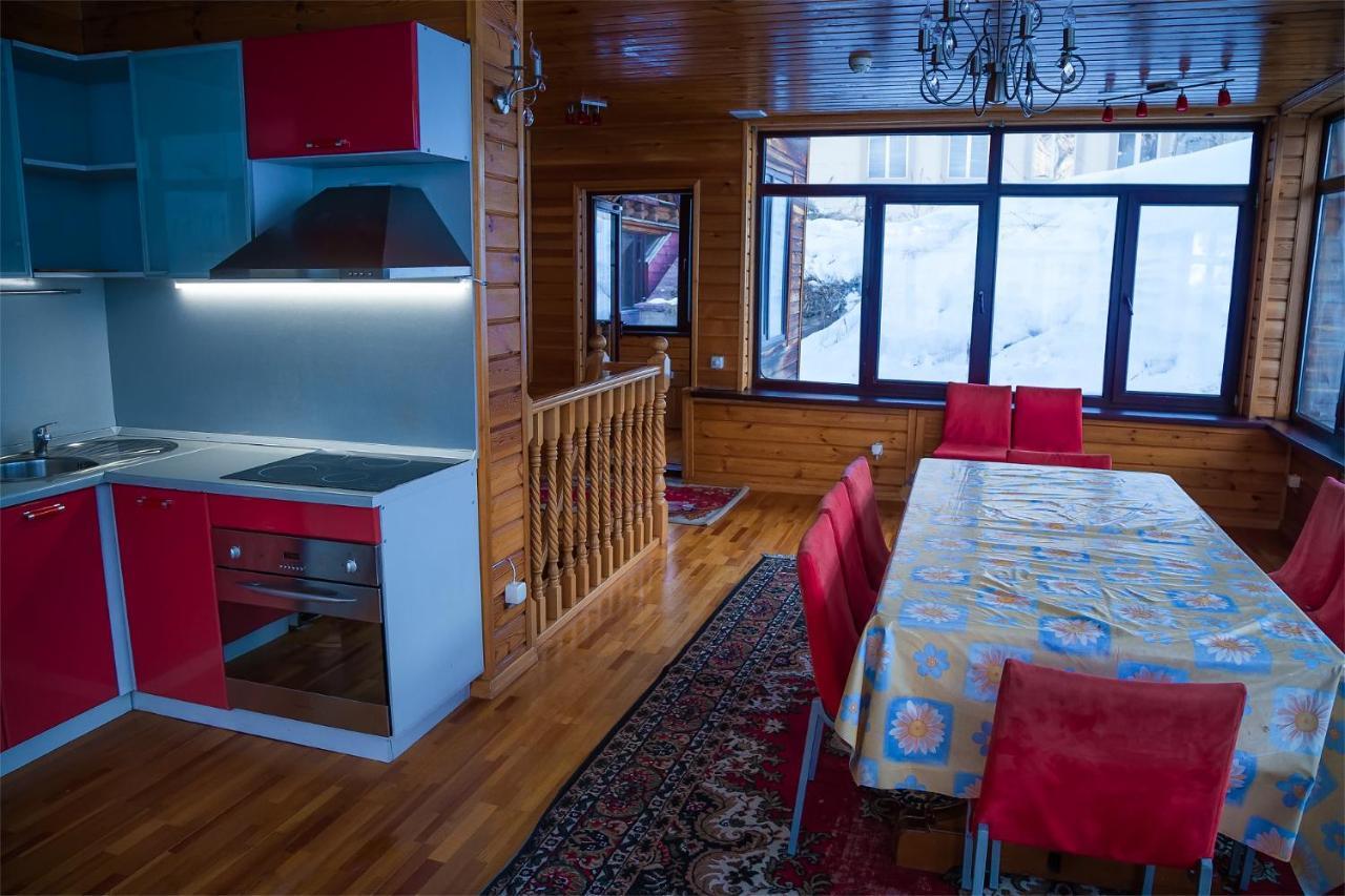 Hostel Shymbulak Alma-Ata Exteriör bild