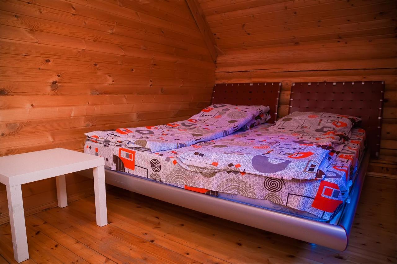 Hostel Shymbulak Alma-Ata Exteriör bild